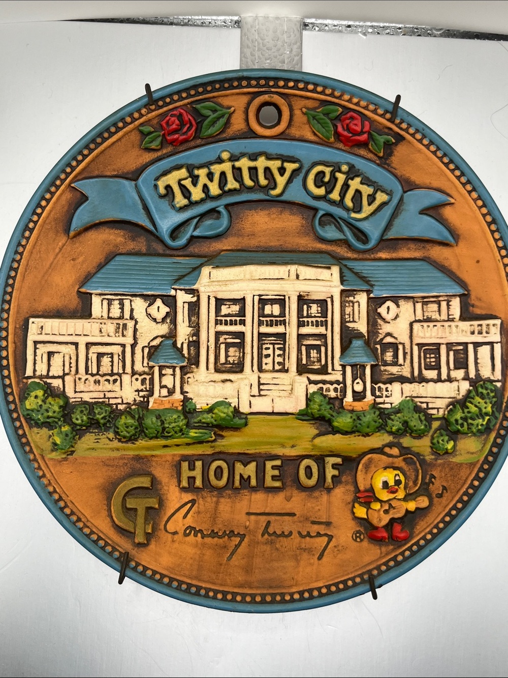Vintage Conway Twitty Scott Round Wall Plaque with Warm Brown Finish collection